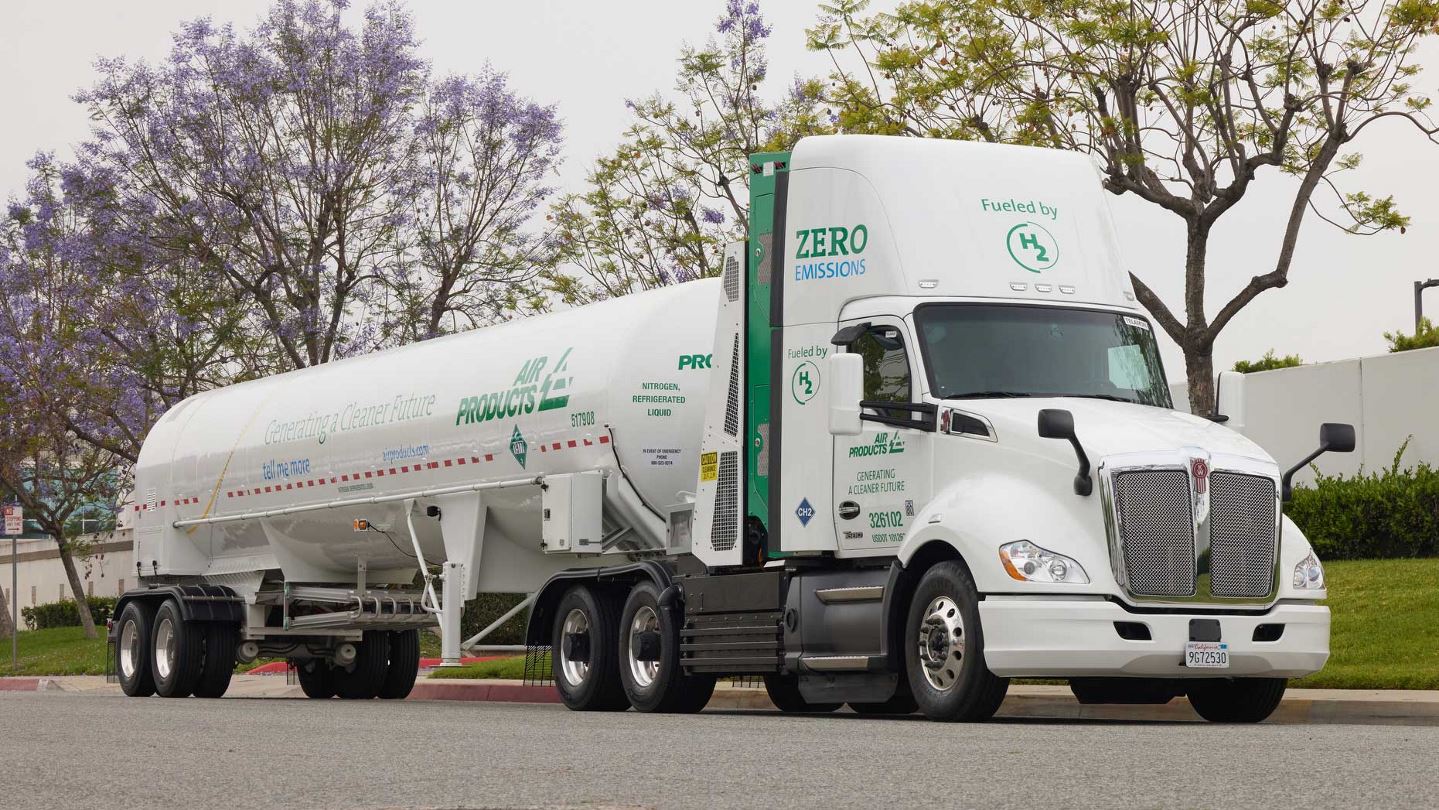 Air Products' hydrogen fueled liquid tanker
